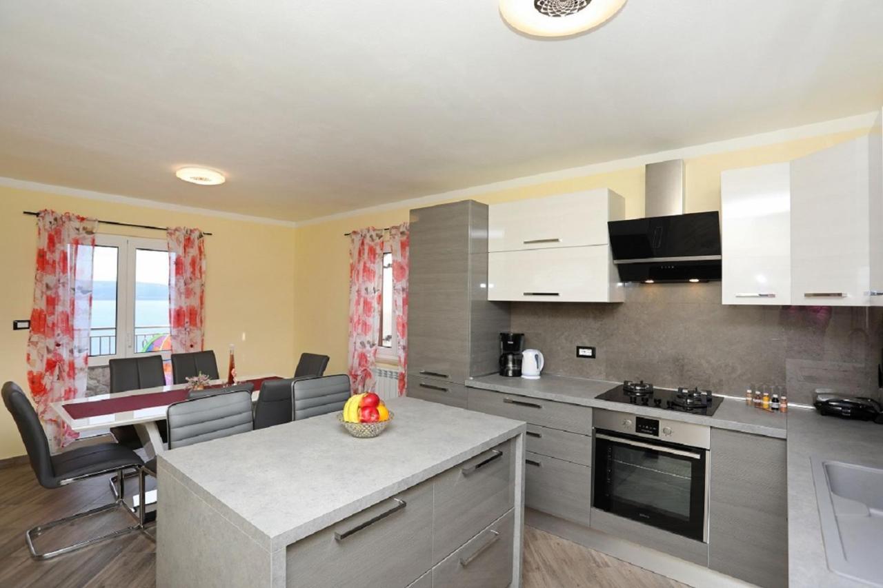 Victory Ravni Apartment Bagian luar foto